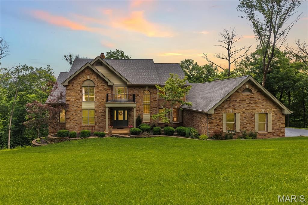 6 Lions Head Court, Wildwood, MO 63005