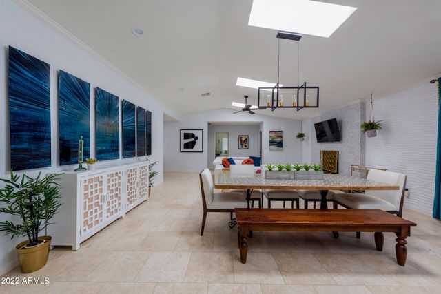 8338 E MONTEROSA Street, Scottsdale, AZ 85251