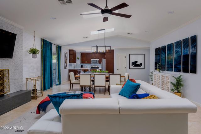 8338 E MONTEROSA Street, Scottsdale, AZ 85251