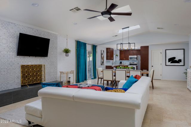 8338 E MONTEROSA Street, Scottsdale, AZ 85251