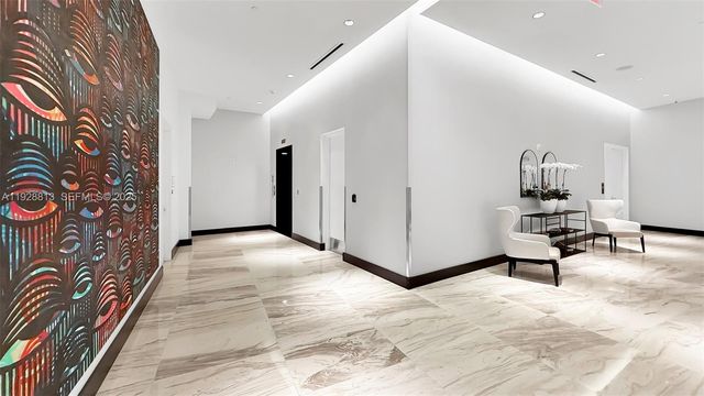 851 NE 1st Ave 1700, Miami, FL 33132