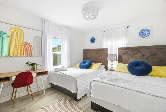 8270 NE 1st Pl, Miami, FL 33138