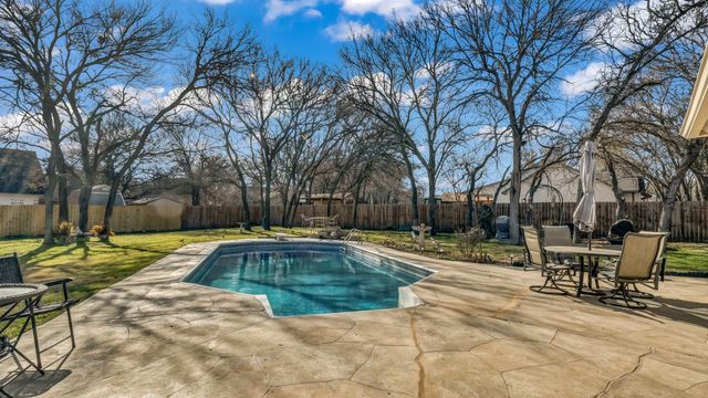 3404 Stage Coach Trail, Weatherford, TX 76087