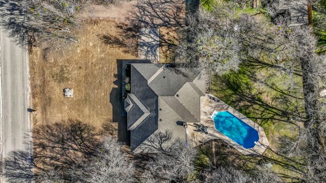 3404 Stage Coach Trail, Weatherford, TX 76087