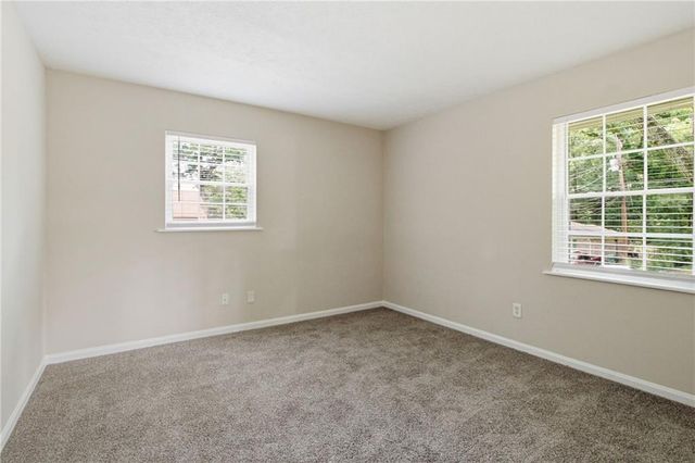 2017 Lindsey Lane, Decatur, GA 30035