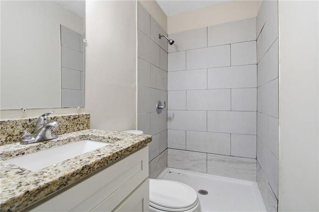 2017 Lindsey Lane, Decatur, GA 30035