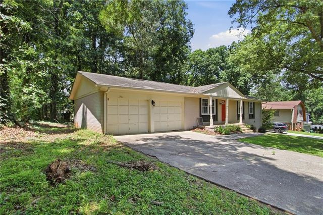 2017 Lindsey Lane, Decatur, GA 30035