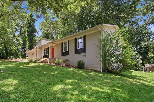 2017 Lindsey Lane, Decatur, GA 30035