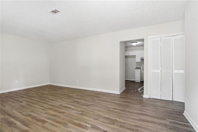 2017 Lindsey Lane, Decatur, GA 30035