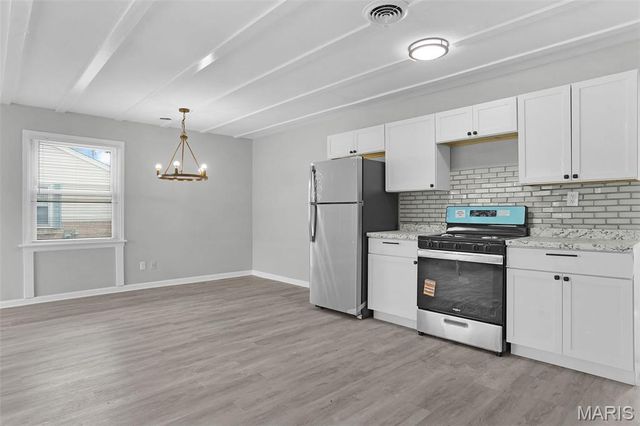 4144 Davis Street, St Louis, MO 63123