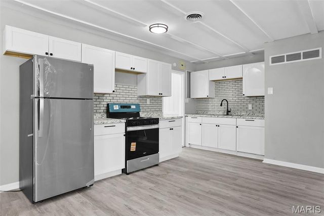 4144 Davis Street, St Louis, MO 63123