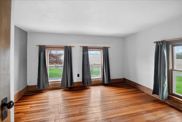 6059 Portage Road, Deforest, WI 53532