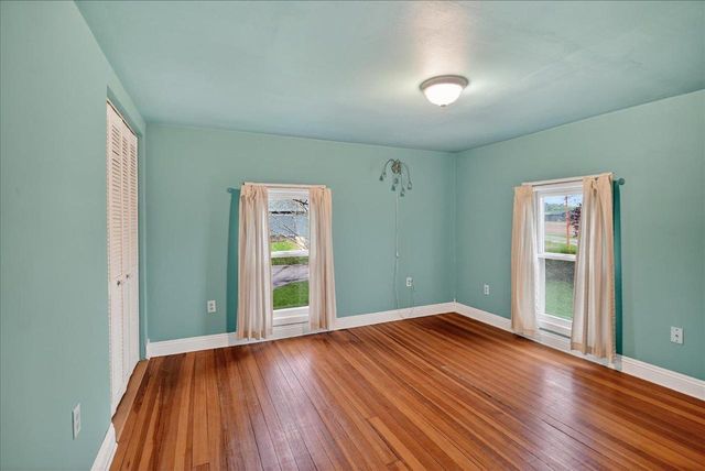 6059 Portage Road, Deforest, WI 53532