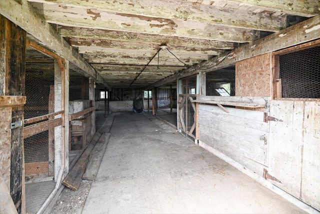 6059 Portage Road, Deforest, WI 53532