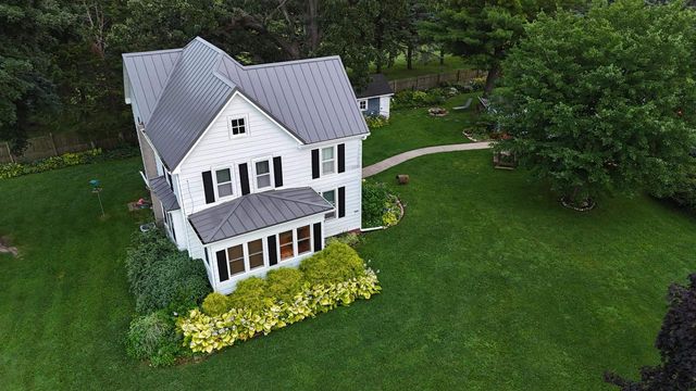 6059 Portage Road, Deforest, WI 53532