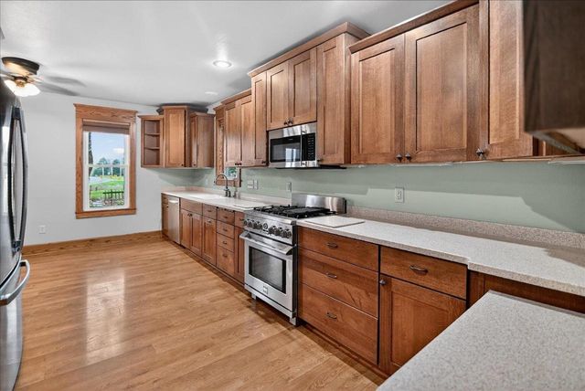 6059 Portage Road, Deforest, WI 53532