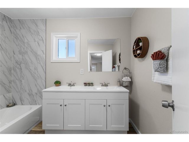 1310 Colorado St, Limon, CO 80828