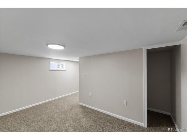 1310 Colorado St, Limon, CO 80828