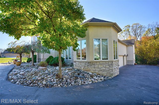 5166 Warwick Woods Trail, Grand Blanc Charter Township, MI 48439