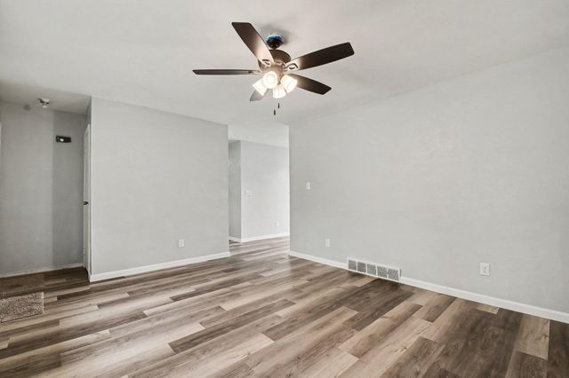 827 E Park Drive, Niles, MI 49120