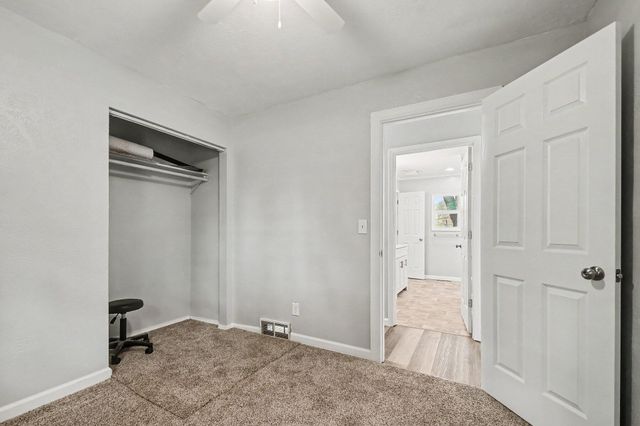 827 E Park Drive, Niles, MI 49120