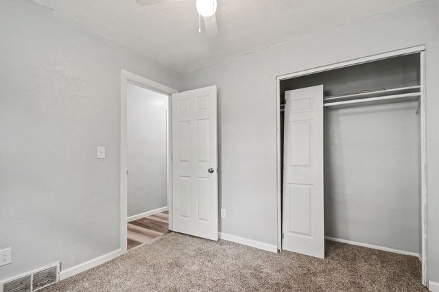 827 E Park Drive, Niles, MI 49120