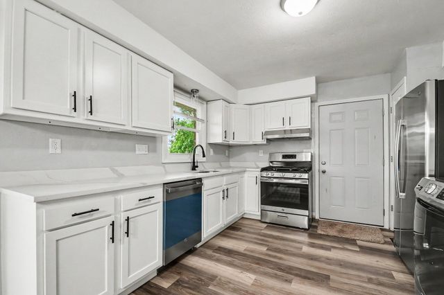 827 E Park Drive, Niles, MI 49120