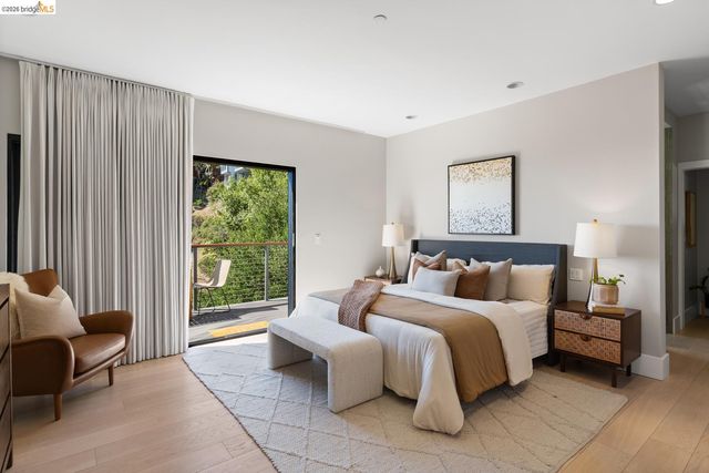 590 Gravatt Dr, Berkeley, CA 94705