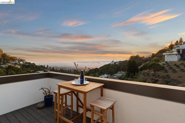 590 Gravatt Dr, Berkeley, CA 94705