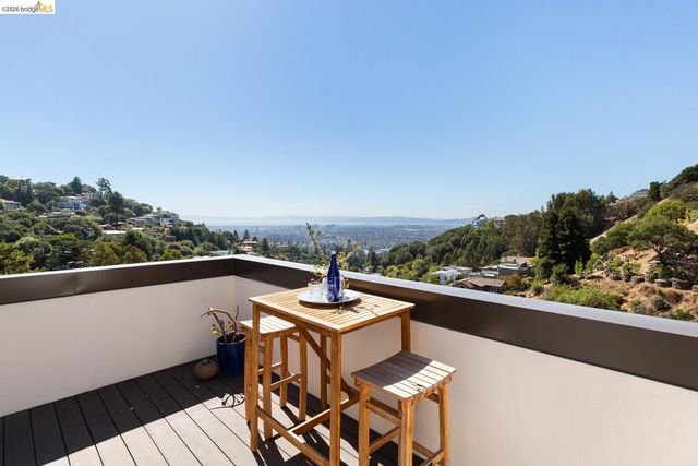590 Gravatt Dr, Berkeley, CA 94705
