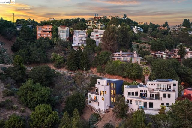 590 Gravatt Dr, Berkeley, CA 94705