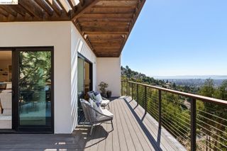 590 Gravatt Dr, Berkeley, CA 94705