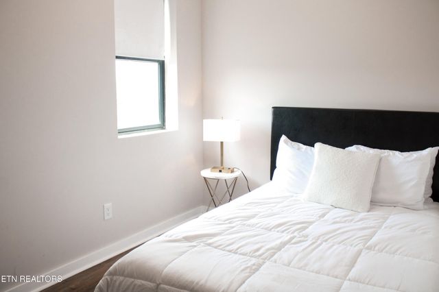 1807 Logan Ave, Knoxville, TN 37921