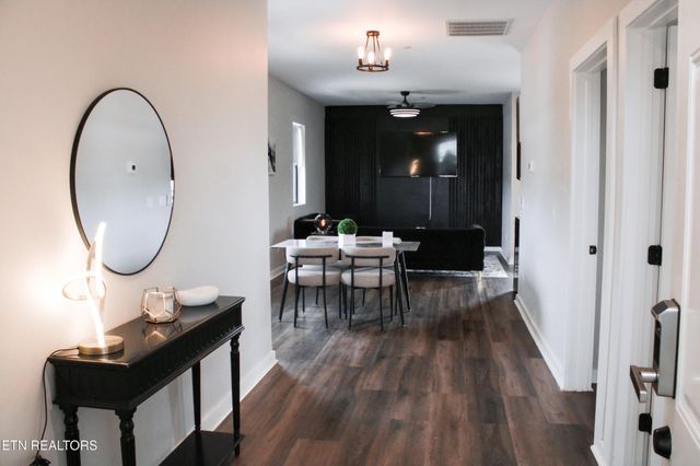 1807 Logan Ave, Knoxville, TN 37921