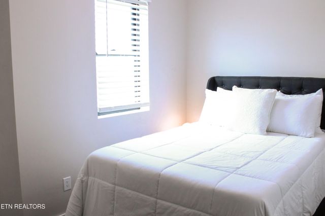 1807 Logan Ave, Knoxville, TN 37921