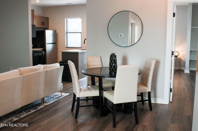 1807 Logan Ave, Knoxville, TN 37921