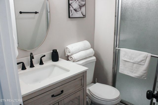 1807 Logan Ave, Knoxville, TN 37921