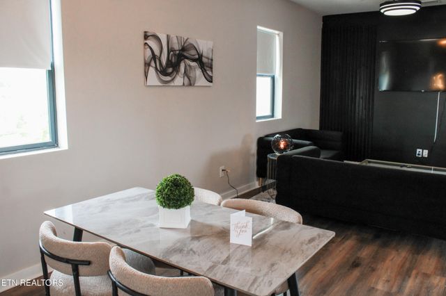 1807 Logan Ave, Knoxville, TN 37921