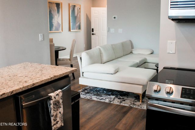 1807 Logan Ave, Knoxville, TN 37921