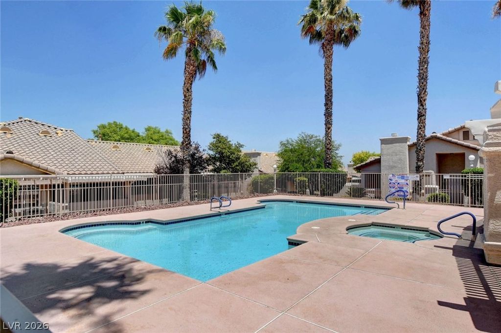 9436 Mount Cherie Avenue 103, Las Vegas, NV 89129 — photo 4