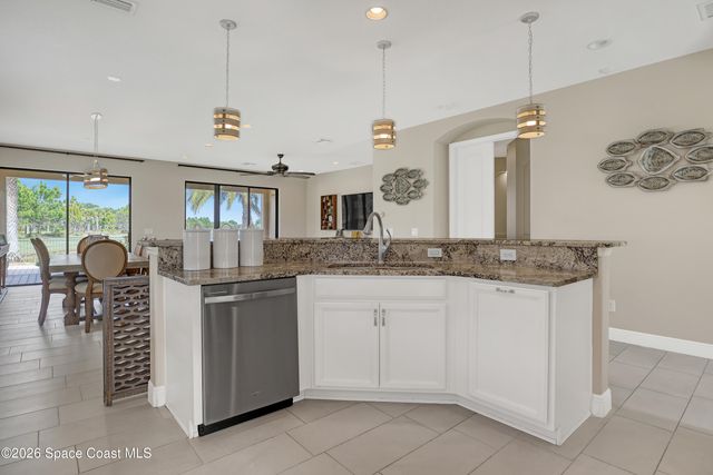 7922 Strom Park Drive, Melbourne, FL 32940