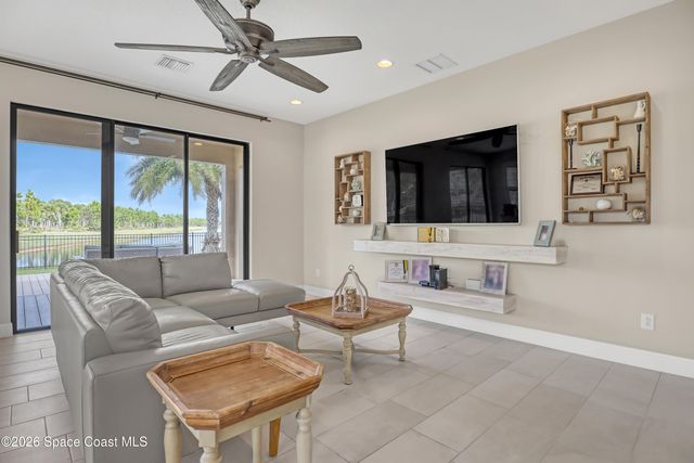 7922 Strom Park Drive, Melbourne, FL 32940