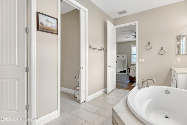 7922 Strom Park Drive, Melbourne, FL 32940