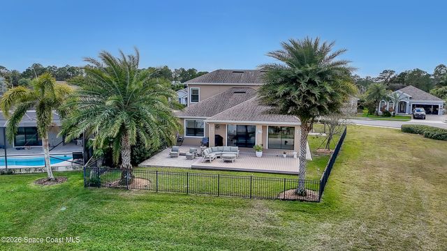 7922 Strom Park Drive, Melbourne, FL 32940