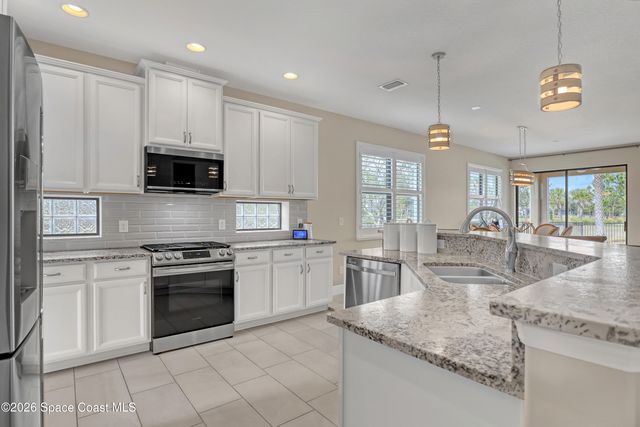 7922 Strom Park Drive, Melbourne, FL 32940