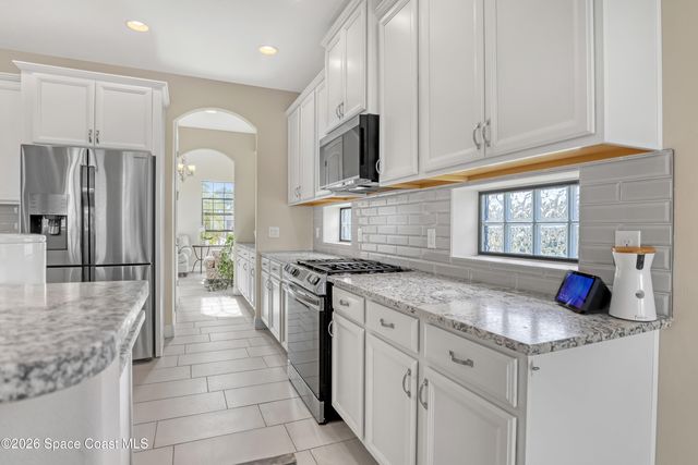 7922 Strom Park Drive, Melbourne, FL 32940