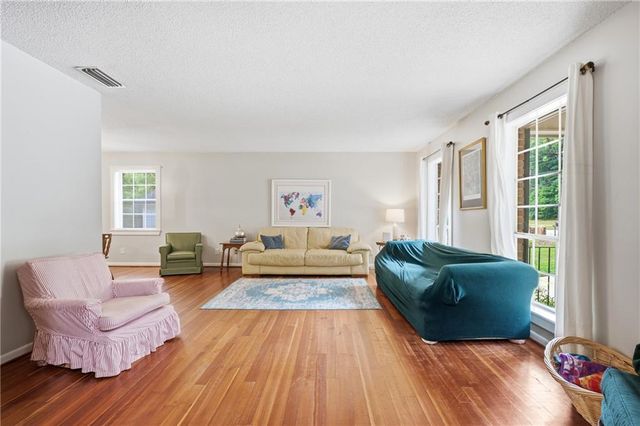 5404 Gaillard Drive, Mobile, AL 36608