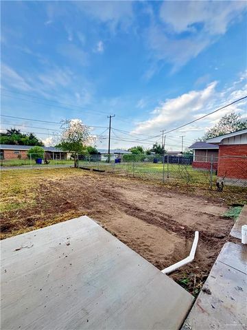 2125 Camellia Avenue, Mcallen, TX 78501