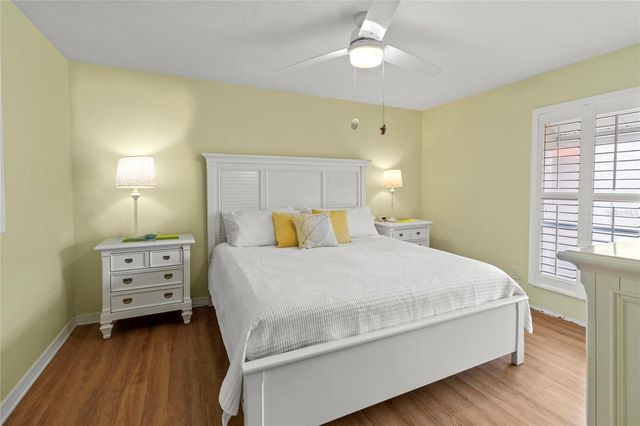 1801 GULF DRIVE N 275, Bradenton Beach, FL 34217