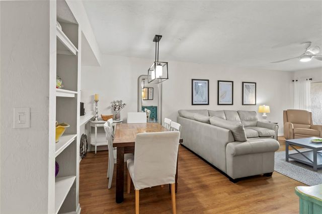 1801 GULF DRIVE N 275, Bradenton Beach, FL 34217